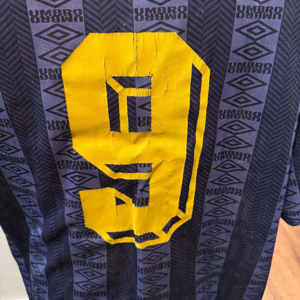Vintage Umbro Raiffeisenbank Diepoldsau-Schmitter Swiss Soccer Jersey Navy - Picture 4 of 5